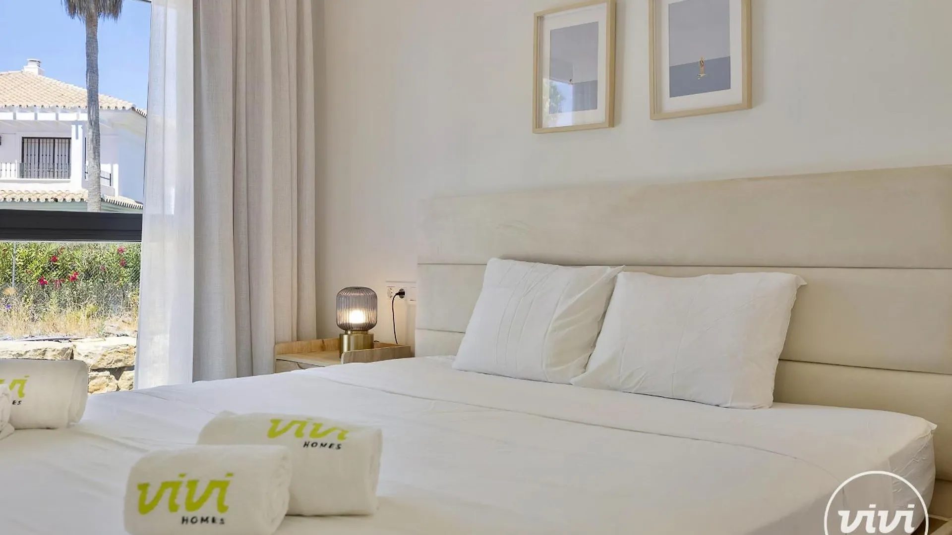 Vivi Homes - La Paz Sauna, Gym & Pool Sitio de Calahonda 0*,  Spanien