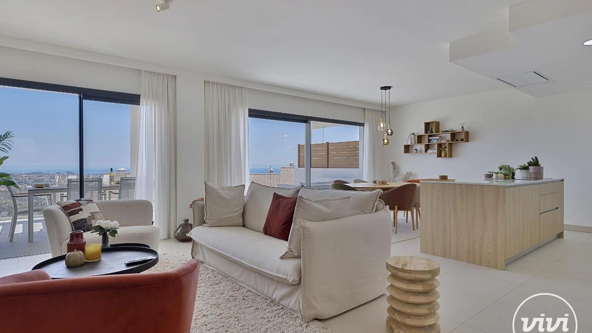 Vivi Homes - La Paz Sauna, Gym & Pool Sitio de Calahonda 0*,  Spanien